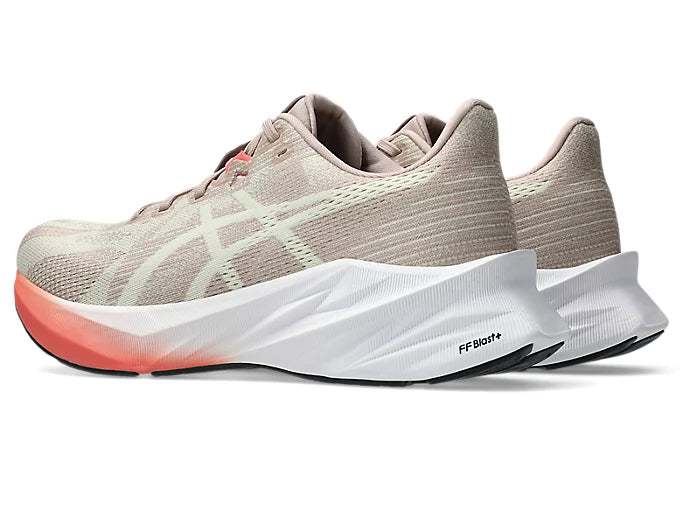 DYNABLAST 5 Fawn/Oyster White (Running) (Dama)