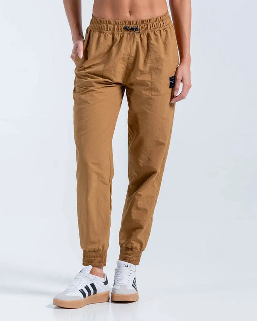 Jogger Tiro Alto Con Bota Ajustable #43509