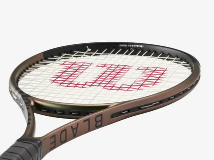 Wilson Blade 100L V8.0 285gr